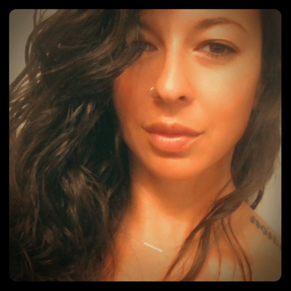 Meet your Posher, Christina